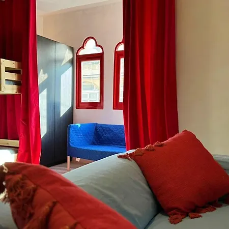 Dragon's Den Hostel Balzan