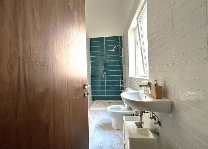 Dragon's Den * Balzan