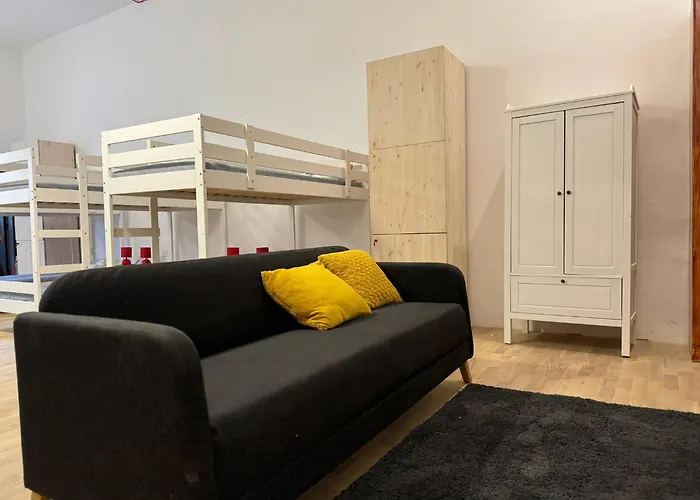 Hostel Dragon's Den Balzan