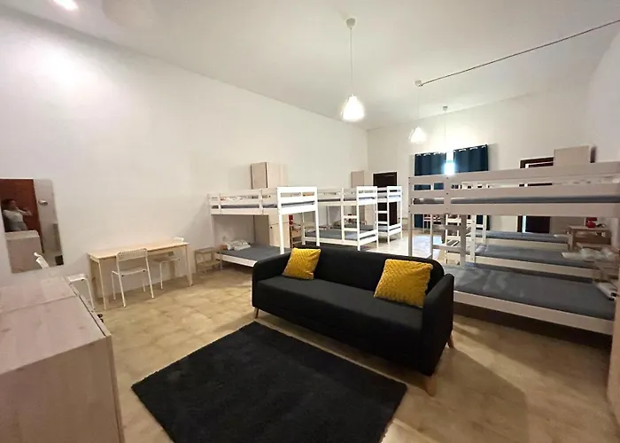 Dragon's Den Hostel *