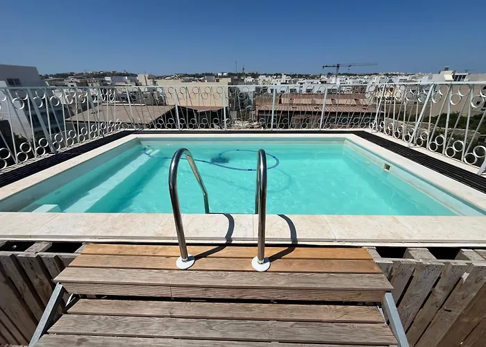 Dragon's Den * Balzan